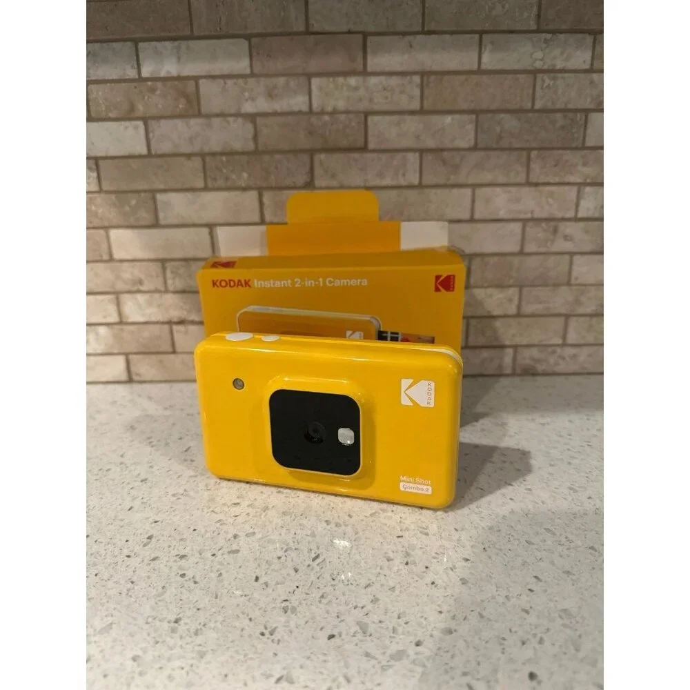 KODAK Instant Camera Printer Yellow‎ C210